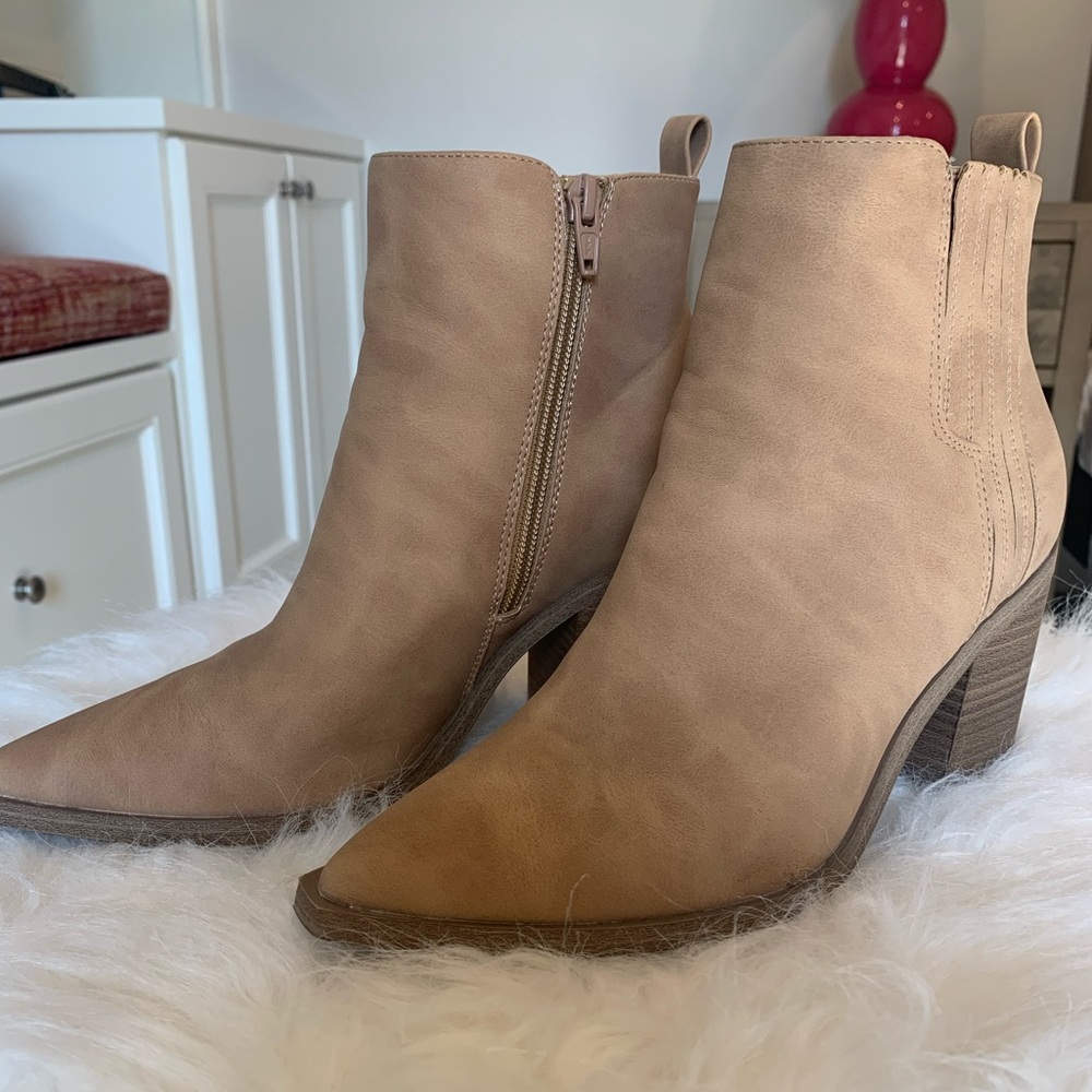 Universal Thread Tan Leather Boots - image 1